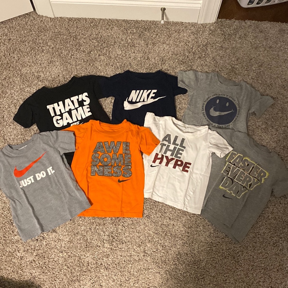 7 Nike TShirts